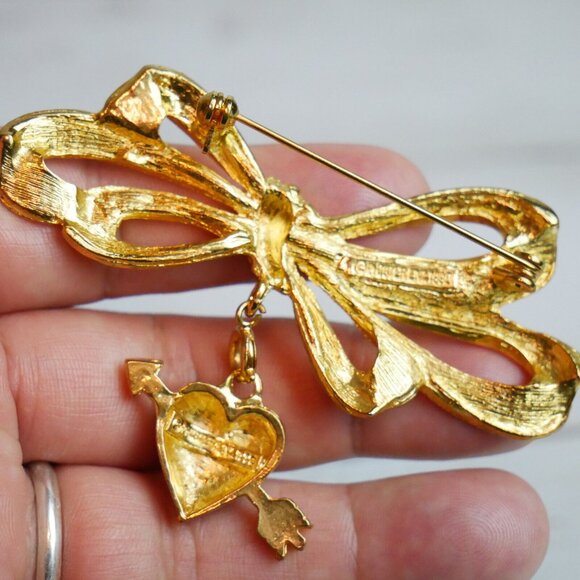 Phister Ent 1996 Ribbon Red Enamel Dangle Heart Brooch Valentine's Day Gold Tone - Picture 5 of 7